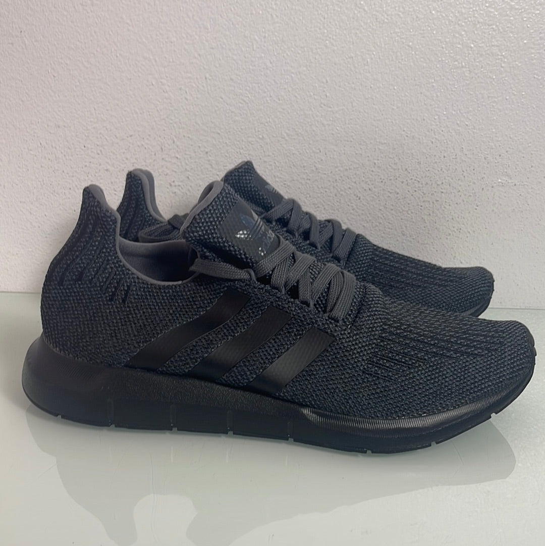 Adidas AC7164 Men Swift Run "Black" MISMATE Men's L:9.5 R:10.5-AC7164