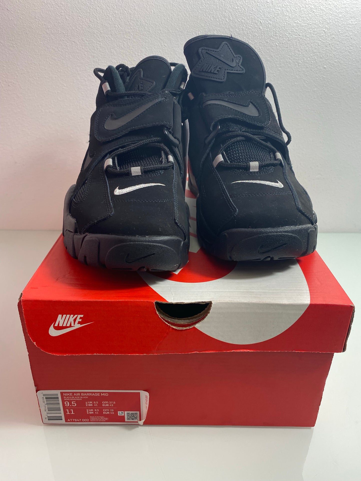 NIKE AIR BARRAGE MID "Black" Men's 9.5 -AT7847 002